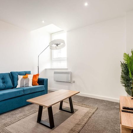 Lovely 1 Bedroom Apartment In Central Rotherham Bagian luar foto