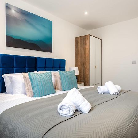 Lovely 1 Bedroom Apartment In Central Rotherham Bagian luar foto