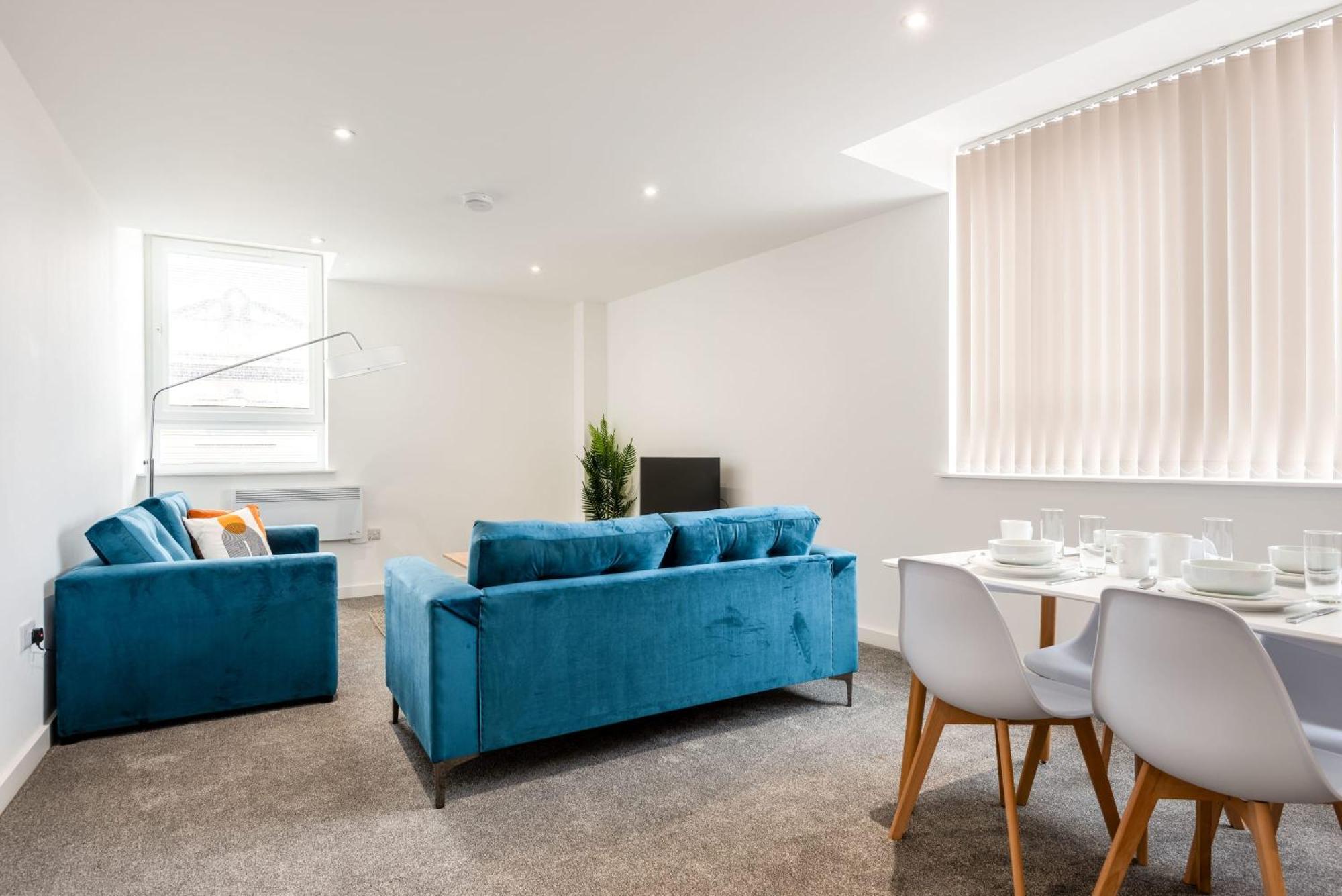 Lovely 1 Bedroom Apartment In Central Rotherham Bagian luar foto